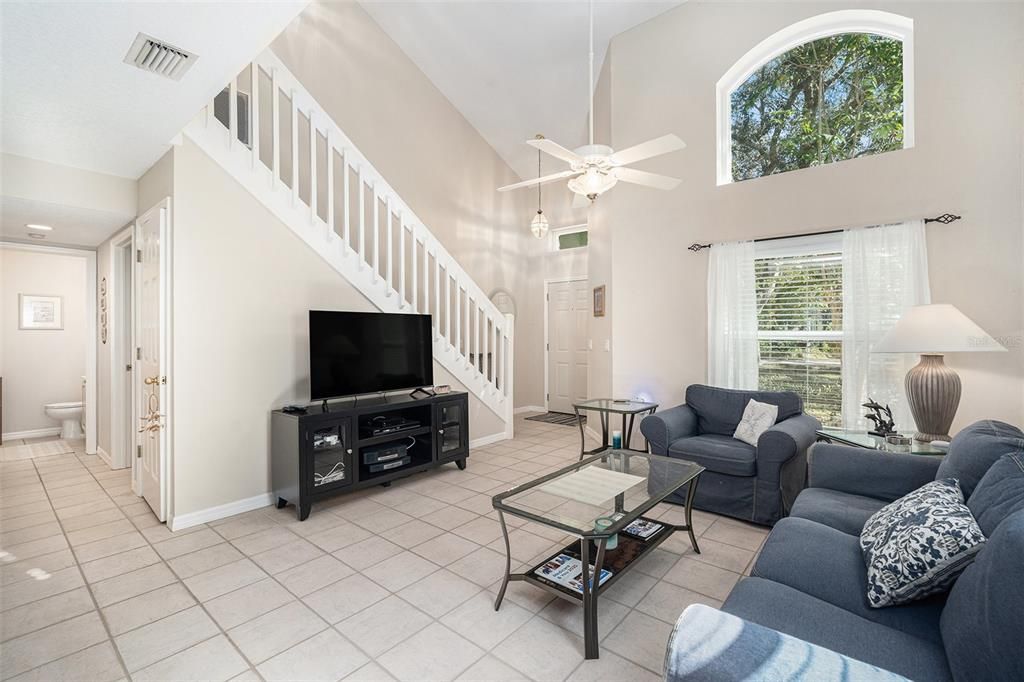 Active With Contract: $405,000 (3 beds, 2 baths, 1804 Square Feet)