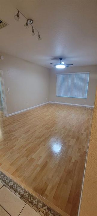 For Rent: $2,300 (3 beds, 2 baths, 1408 Square Feet)