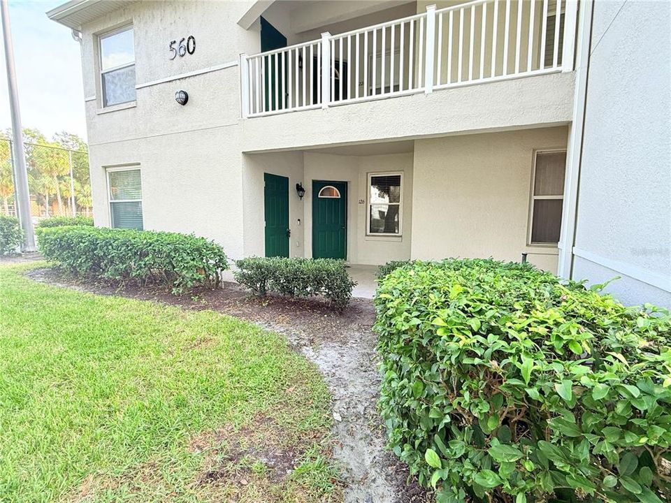 FIRST FLOOR END UNIT CLOSE TO AMENITIES