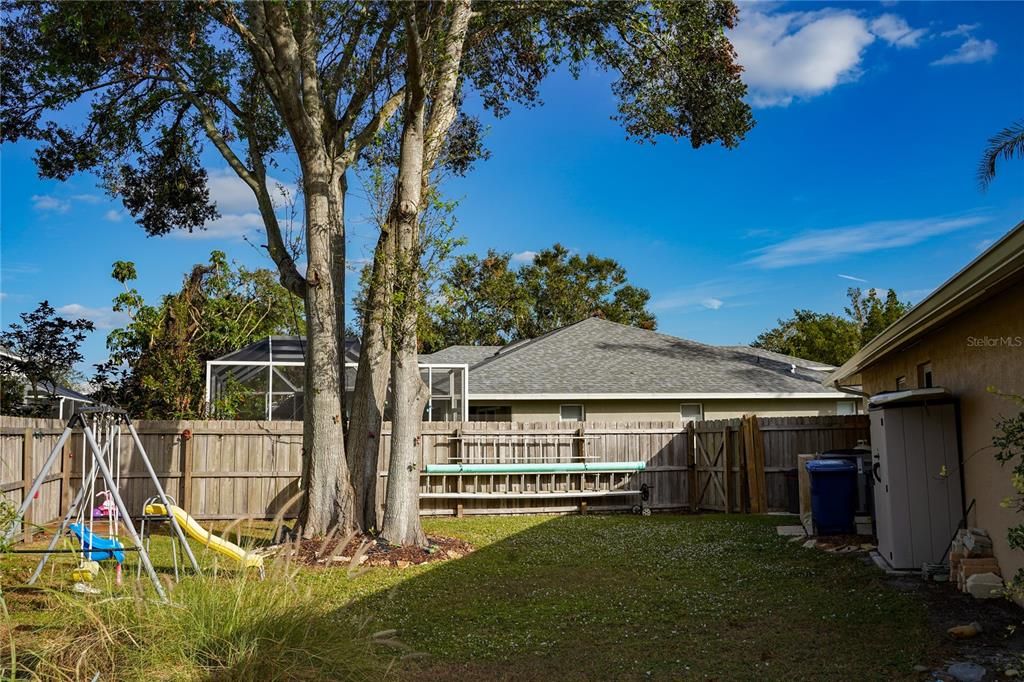 For Sale: $760,000 (4 beds, 2 baths, 2124 Square Feet)