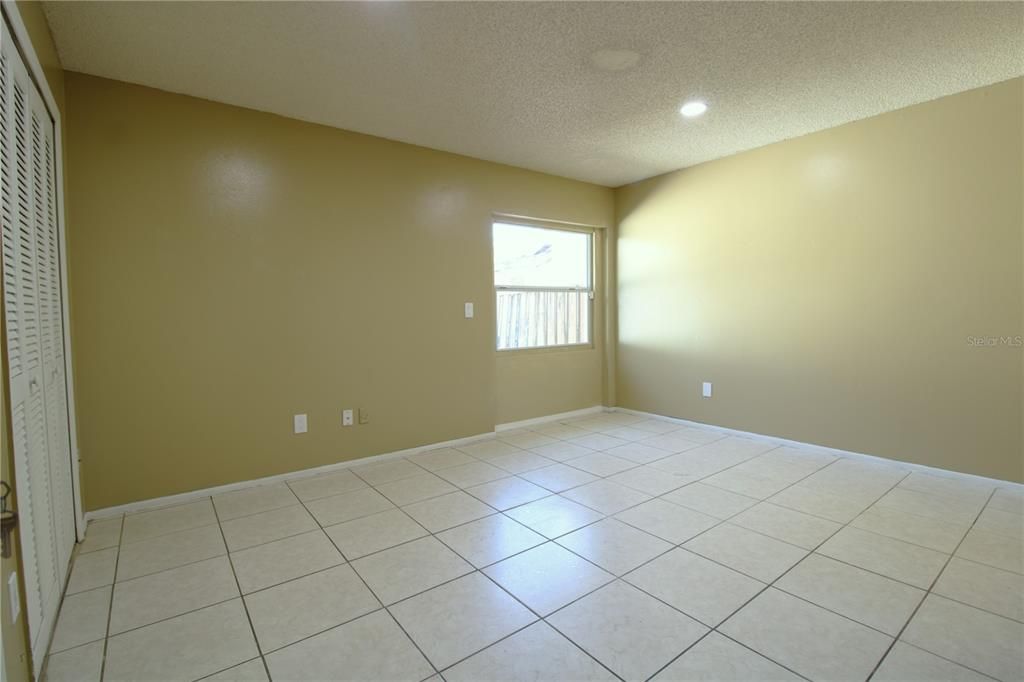 For Rent: $2,500 (4 beds, 2 baths, 1520 Square Feet)