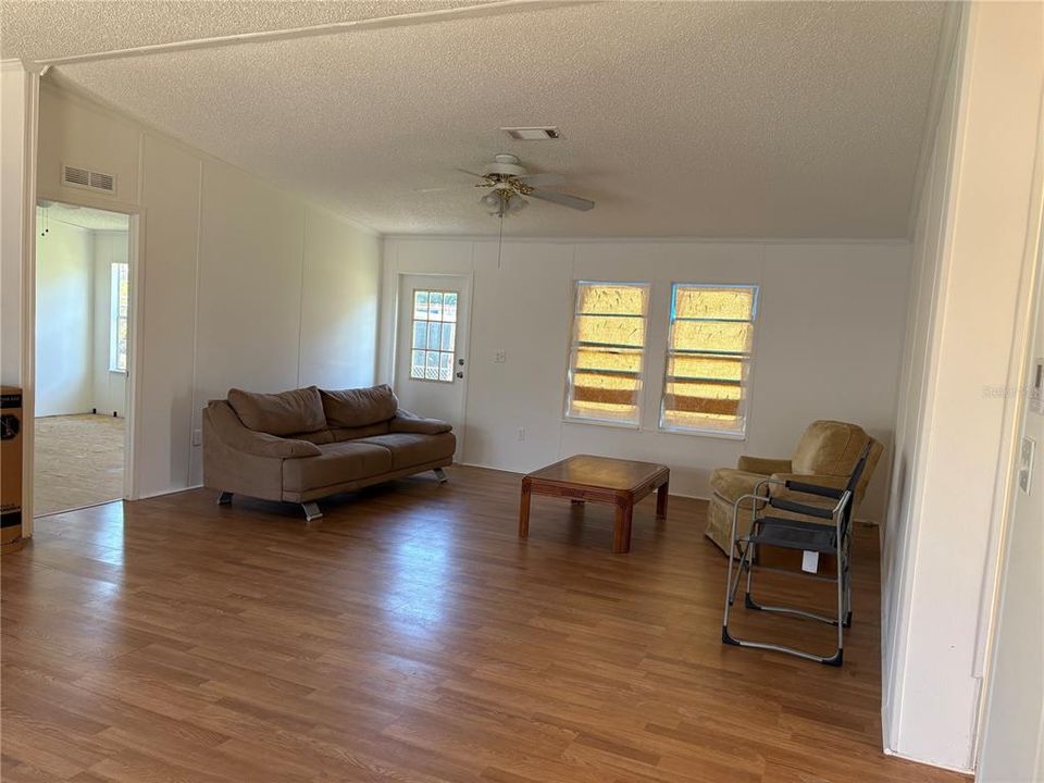 LIVING ROOM HIGH CEILING