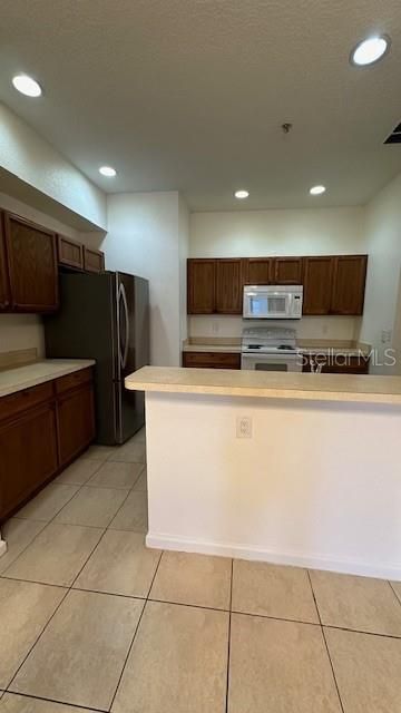 For Sale: $295,000 (3 beds, 2 baths, 2013 Square Feet)