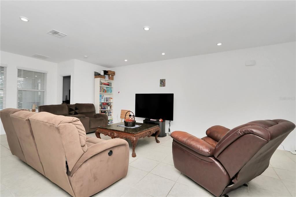 For Sale: $440,000 (4 beds, 2 baths, 2443 Square Feet)