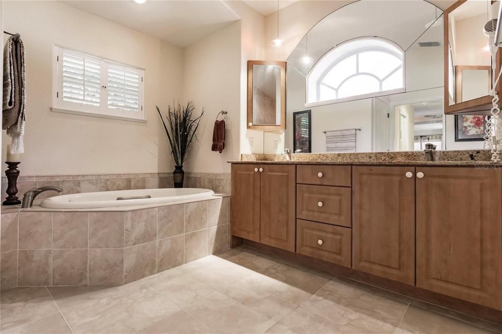 MASTER BATH