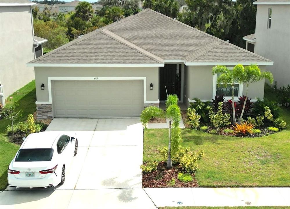 For Sale: $434,900 (4 beds, 2 baths, 2045 Square Feet)