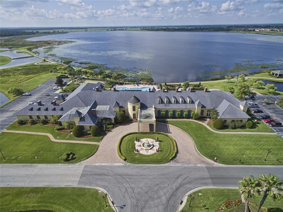 Lake Ashton clubhouse