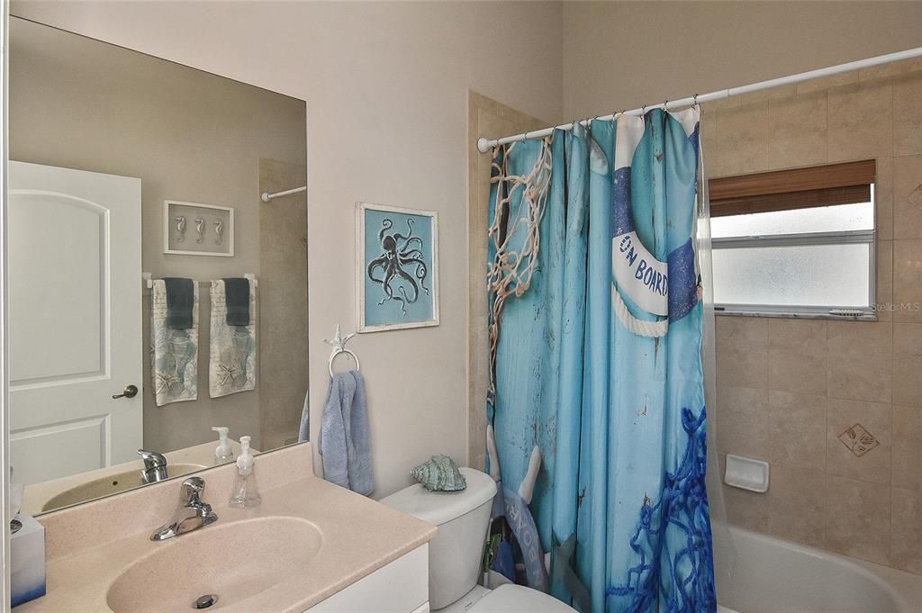 Guest Bathroom with Tub