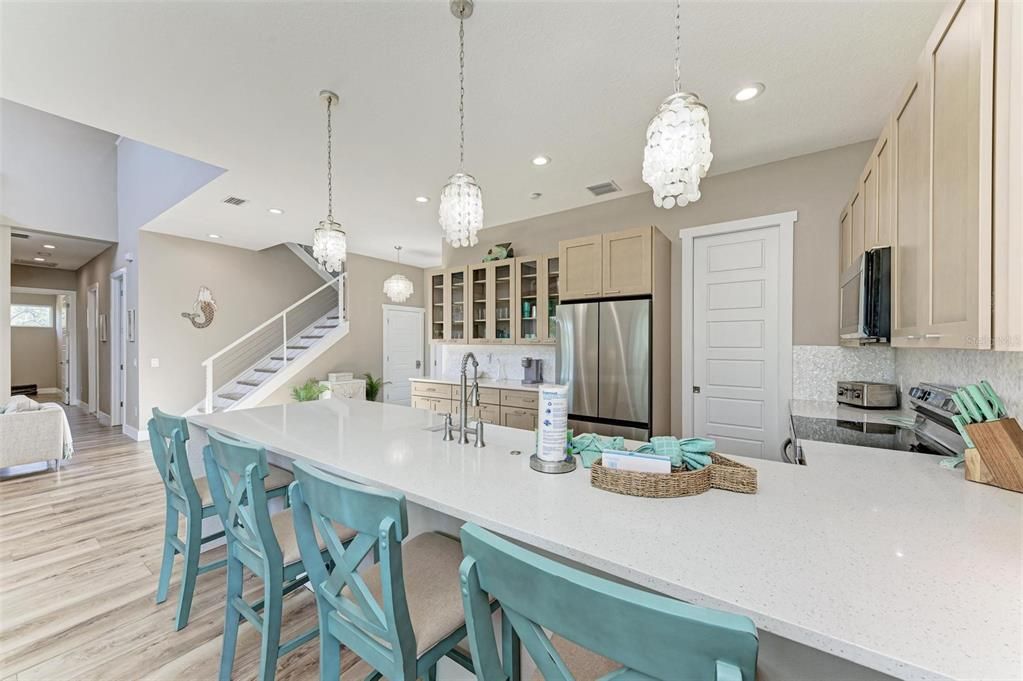 Kitchen with quartz counters