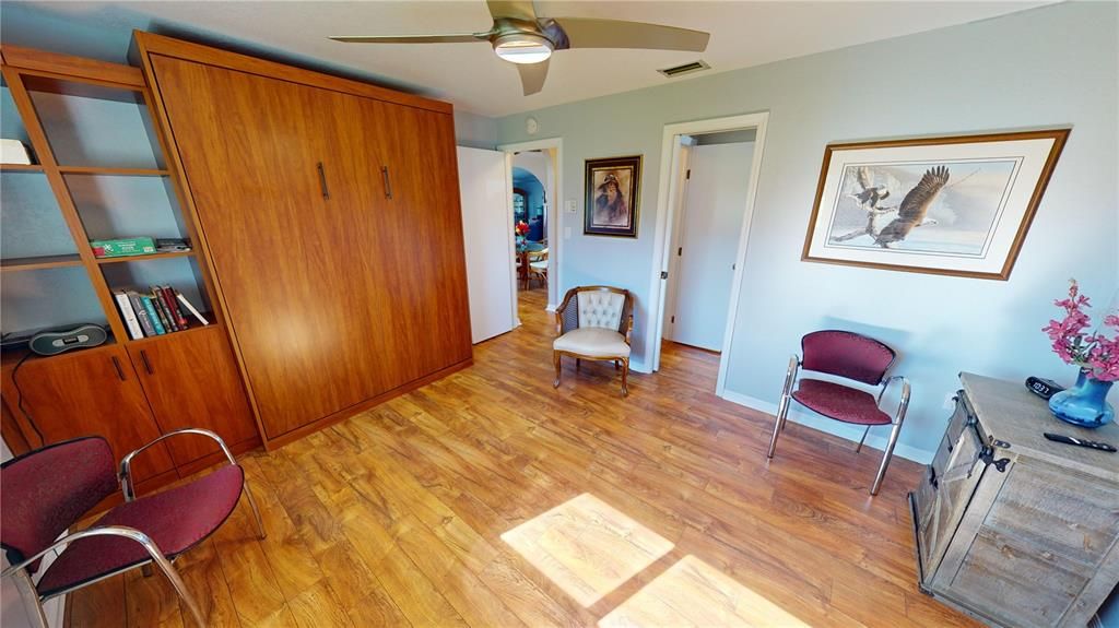 Guest bedroom with Murphy Bed