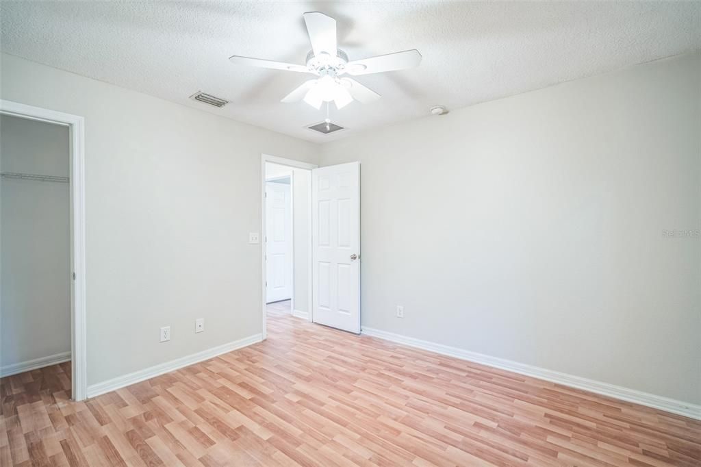 For Sale: $335,000 (3 beds, 2 baths, 1309 Square Feet)