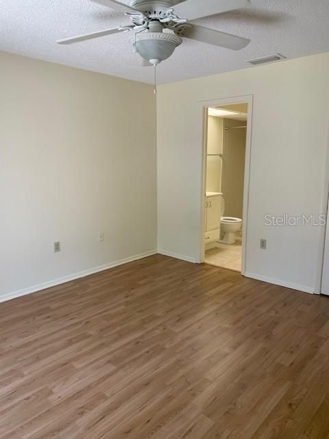 For Rent: $1,800 (2 beds, 2 baths, 936 Square Feet)