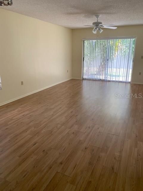 For Rent: $1,800 (2 beds, 2 baths, 936 Square Feet)