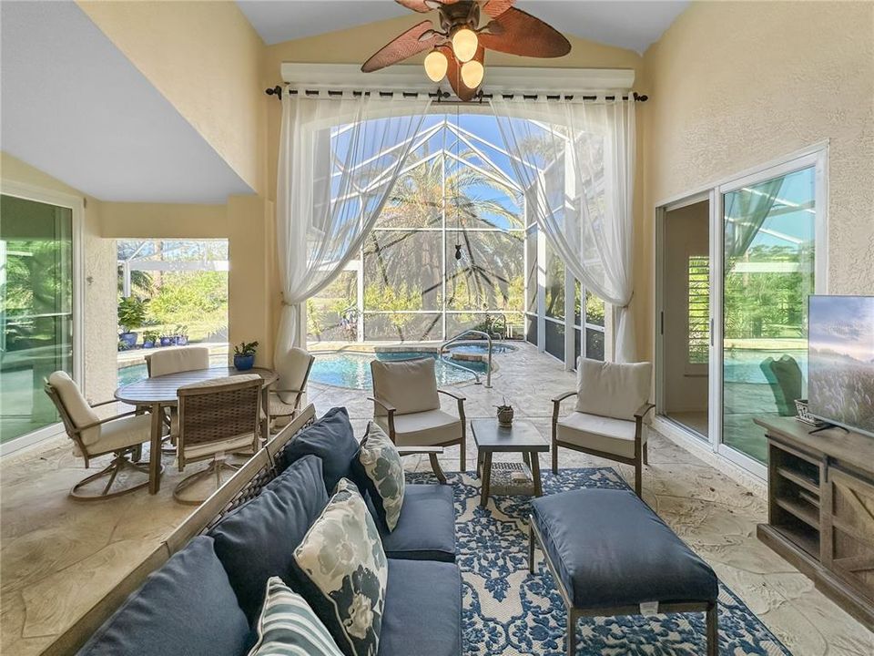 Lanai sitting area facing pool