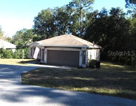 For Sale: $297,000 (3 beds, 2 baths, 1627 Square Feet)