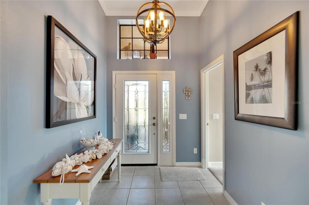 For Sale: $424,900 (2 beds, 2 baths, 1914 Square Feet)