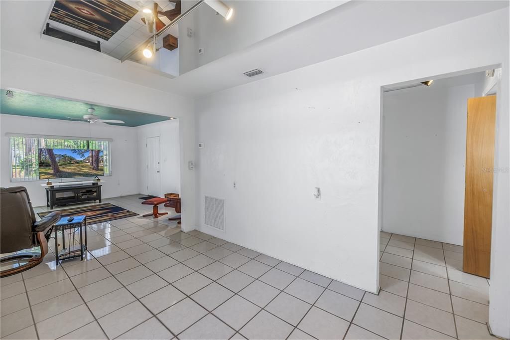 For Sale: $539,000 (3 beds, 2 baths, 1529 Square Feet)