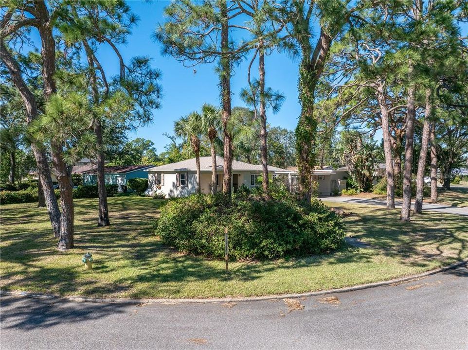 For Sale: $539,000 (3 beds, 2 baths, 1529 Square Feet)