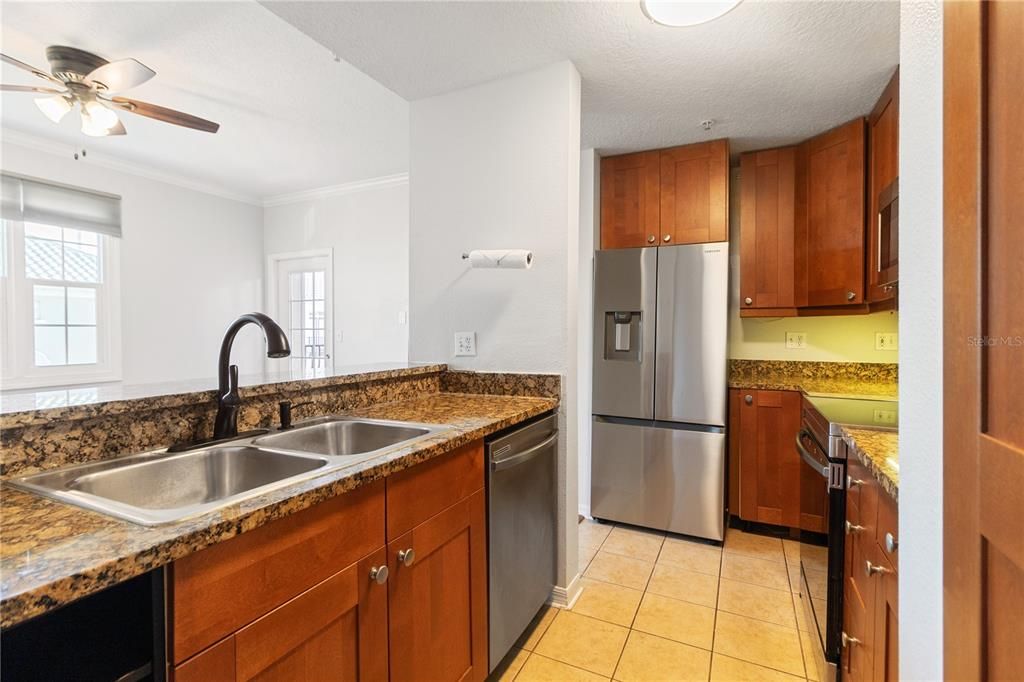 Active With Contract: $449,000 (2 beds, 2 baths, 1245 Square Feet)