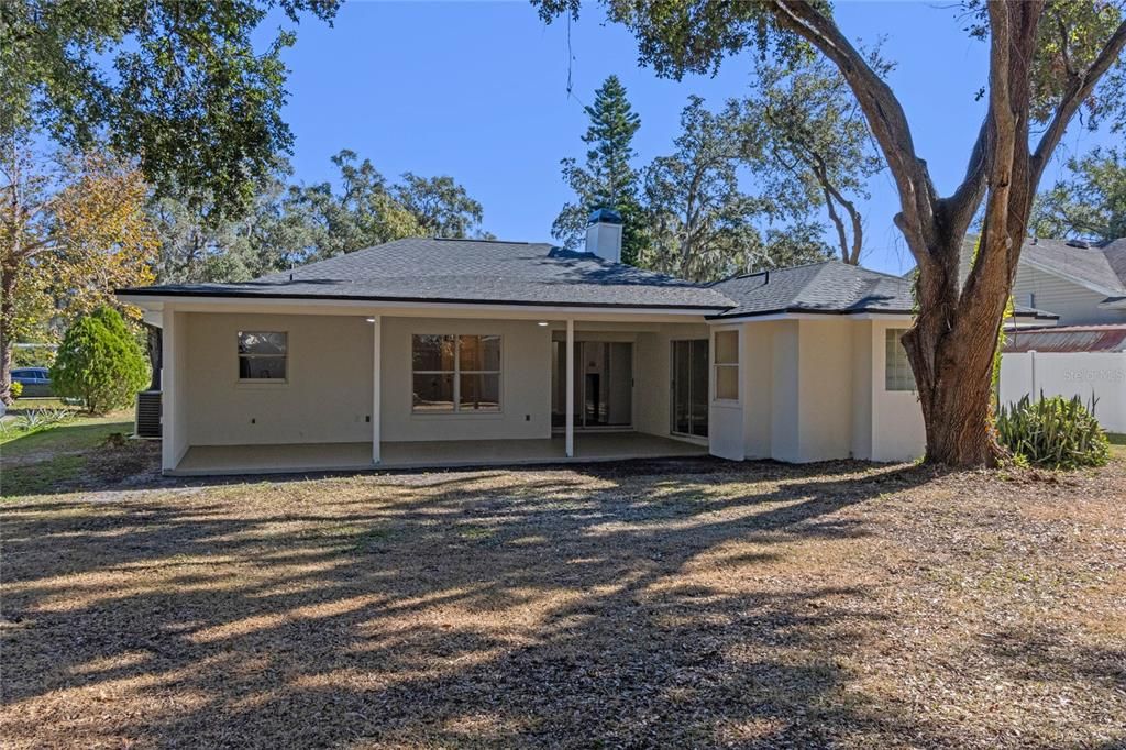 Active With Contract: $300,000 (3 beds, 2 baths, 1361 Square Feet)