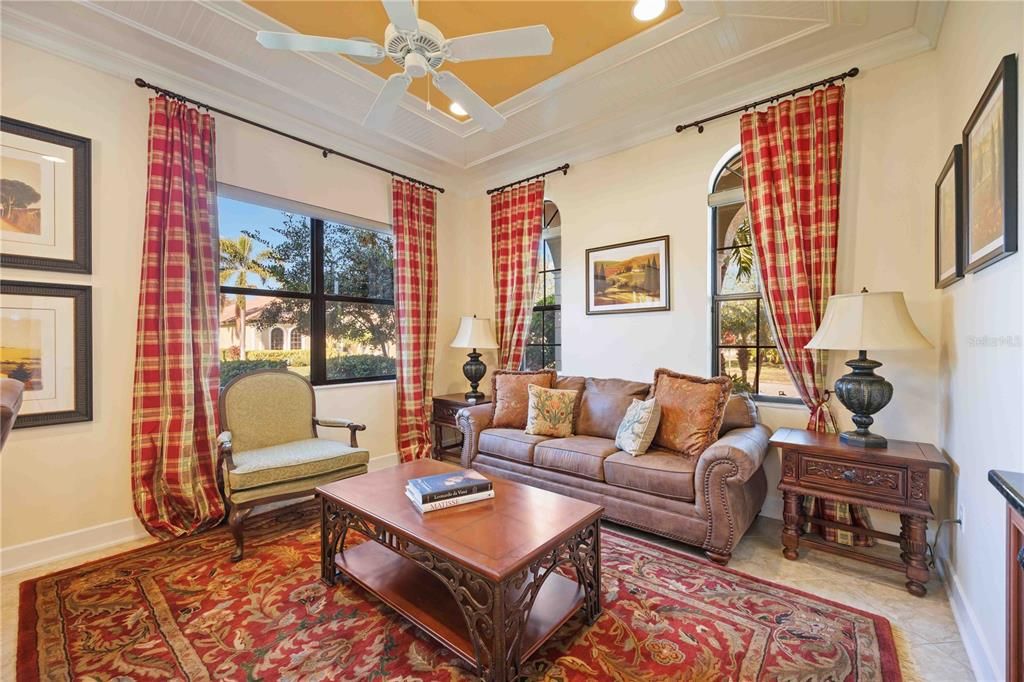 Sitting Room off Dining Area