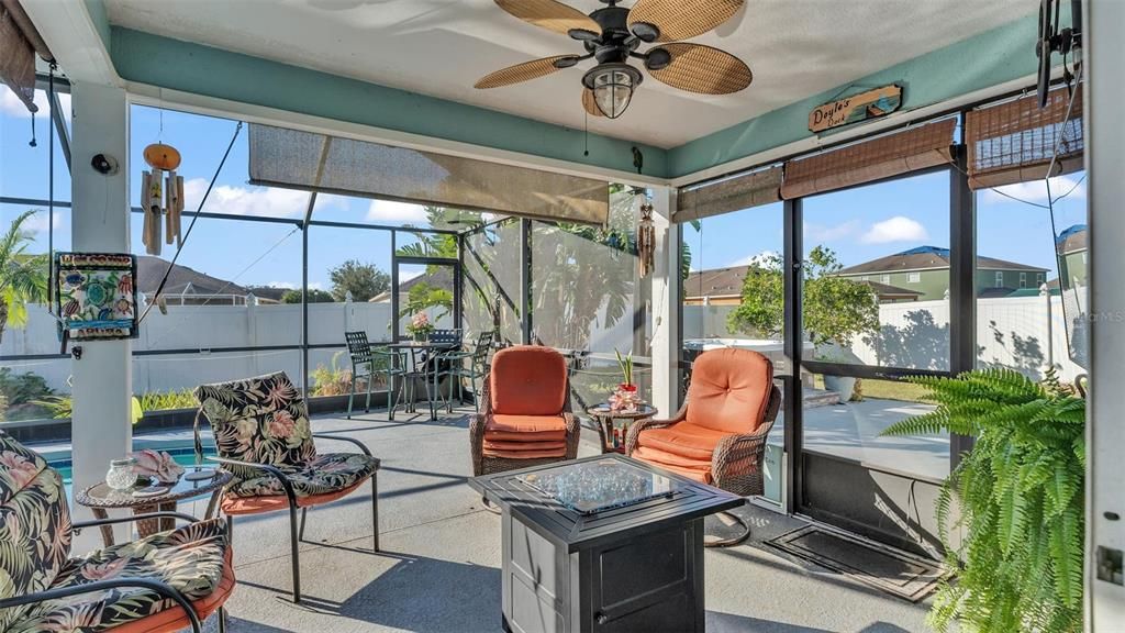 For Sale: $395,000 (4 beds, 2 baths, 1576 Square Feet)