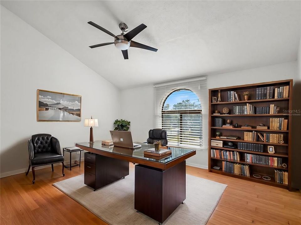 upstairs loft (virtually staged)