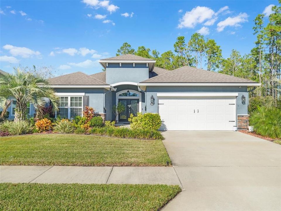 For Sale: $439,000 (3 beds, 2 baths, 1965 Square Feet)