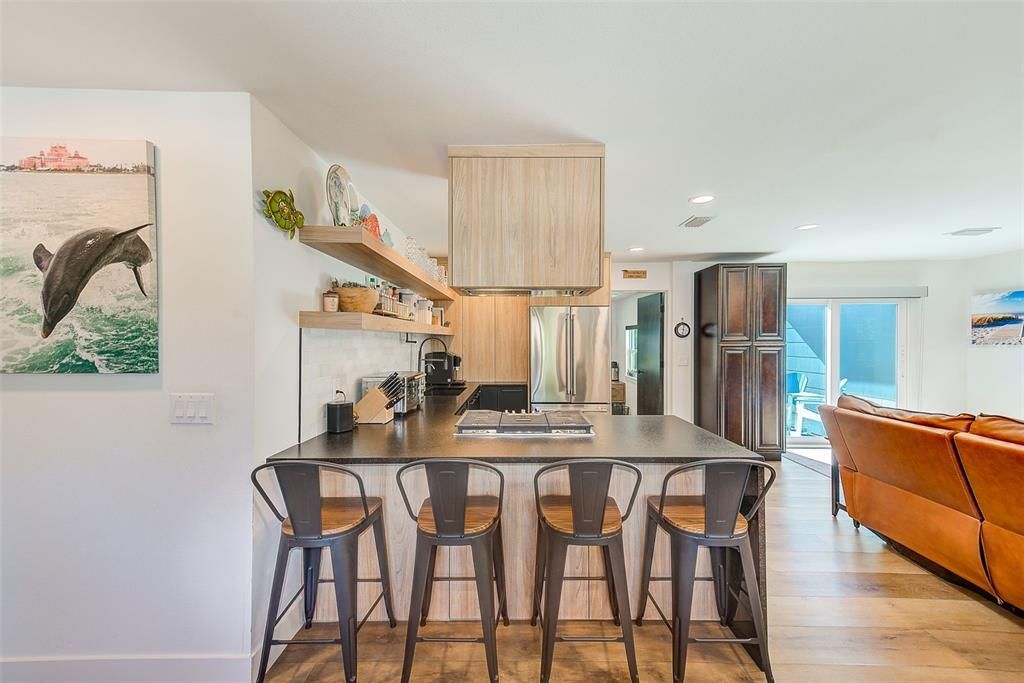 Active With Contract: $650,000 (4 beds, 3 baths, 1572 Square Feet)