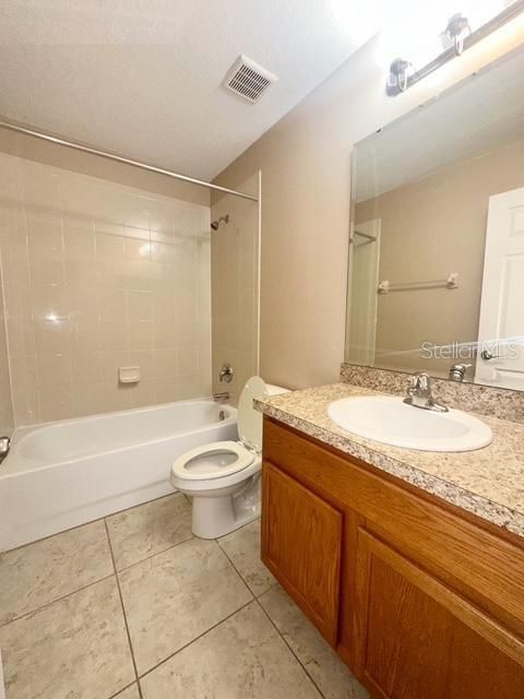 For Rent: $2,195 (3 beds, 2 baths, 1409 Square Feet)