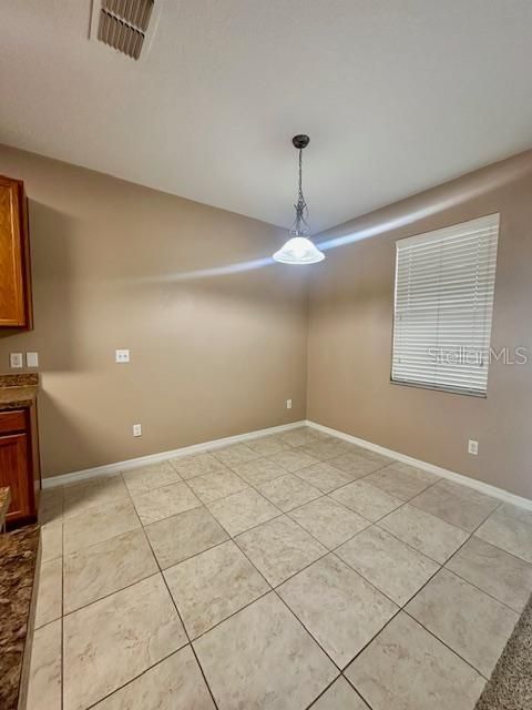 For Rent: $2,195 (3 beds, 2 baths, 1409 Square Feet)