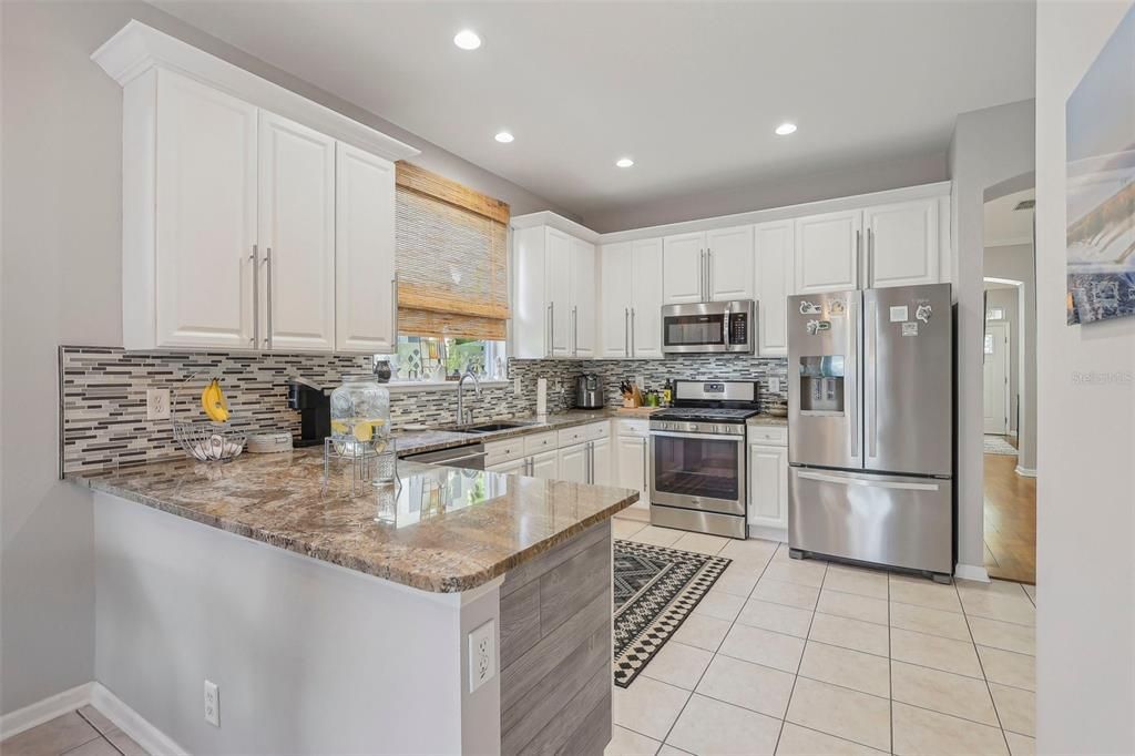 For Sale: $394,900 (3 beds, 2 baths, 1617 Square Feet)