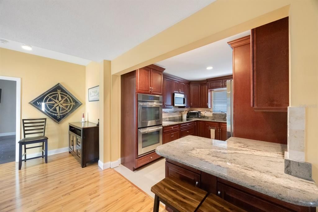 Fully Updated Kitchen W/Breakfast Bar