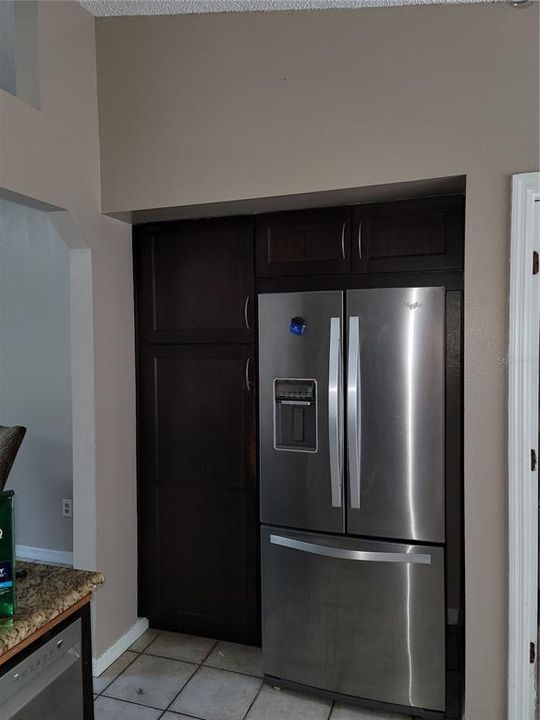 For Rent: $1,650 (2 beds, 2 baths, 1117 Square Feet)