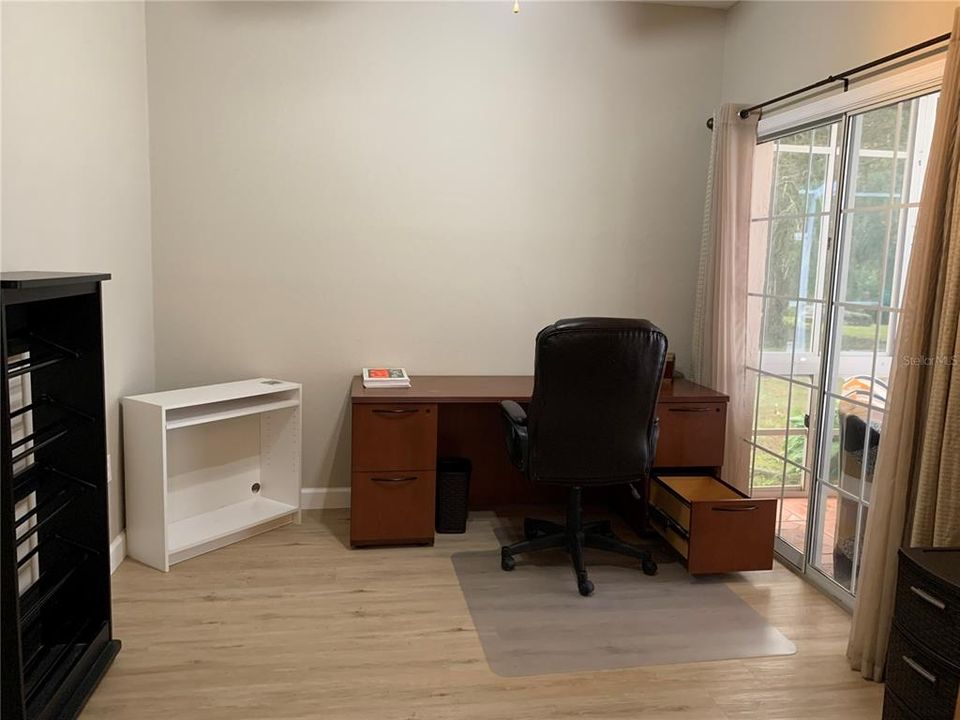 Office/Den/Flex room.  Can be used as a 3rd bedroom if needed