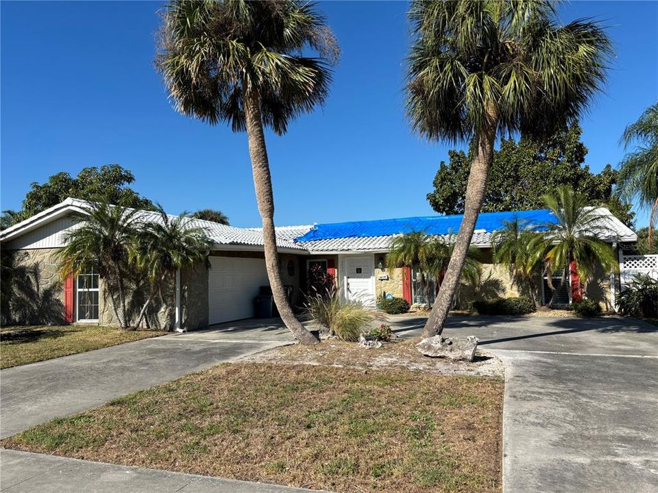 For Sale: $650,000 (3 beds, 2 baths, 1720 Square Feet)