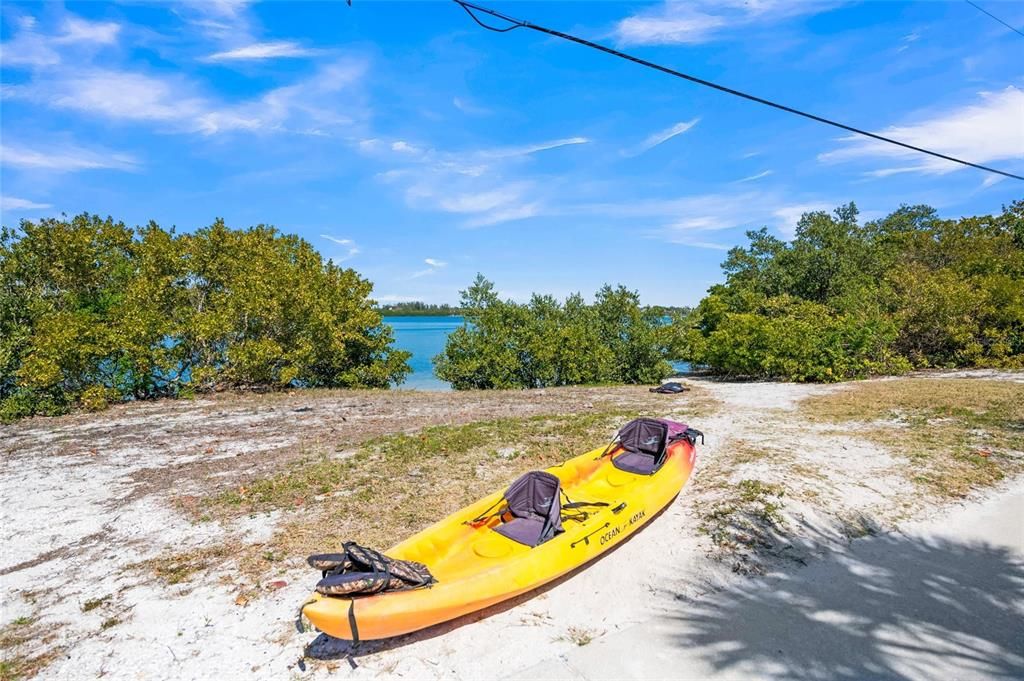 For Sale: $425,000 (3 beds, 2 baths, 1725 Square Feet)