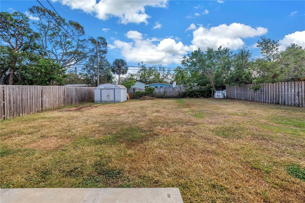 For Sale: $355,000 (3 beds, 2 baths, 1044 Square Feet)