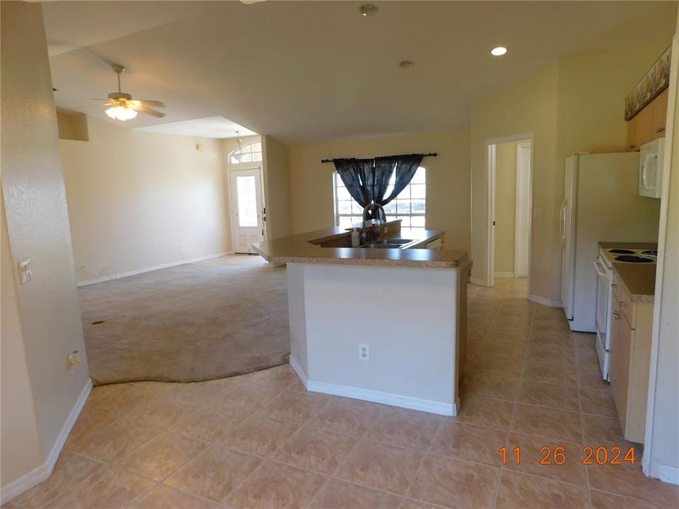 For Sale: $264,900 (3 beds, 2 baths, 1607 Square Feet)