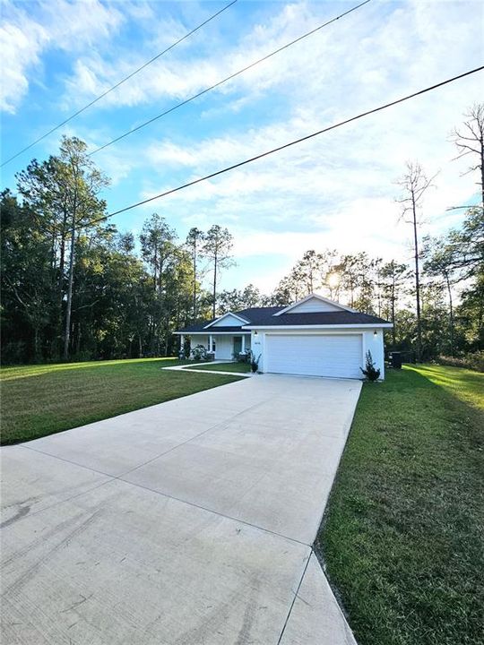 For Sale: $290,000 (3 beds, 2 baths, 1644 Square Feet)