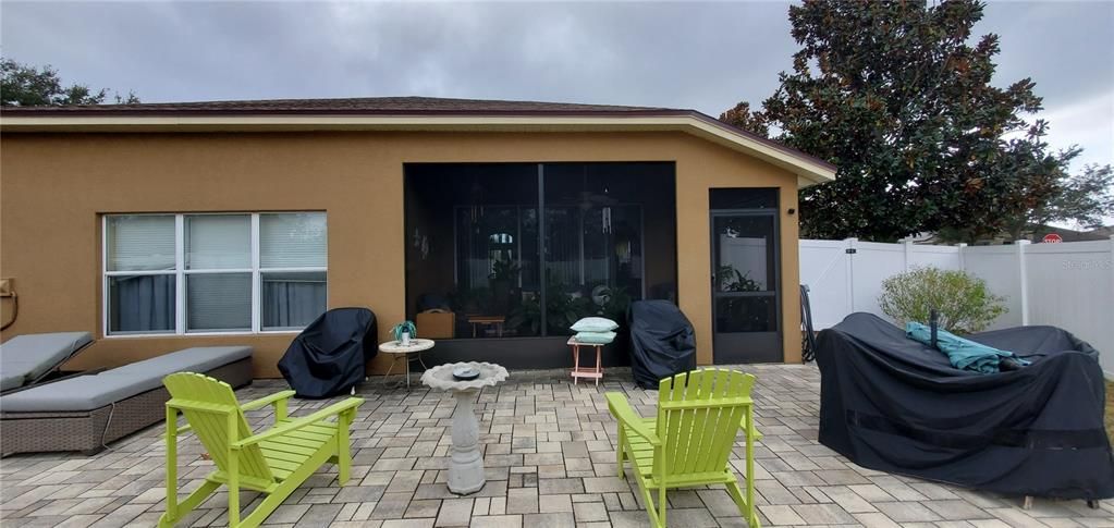 For Sale: $329,900 (3 beds, 2 baths, 1814 Square Feet)