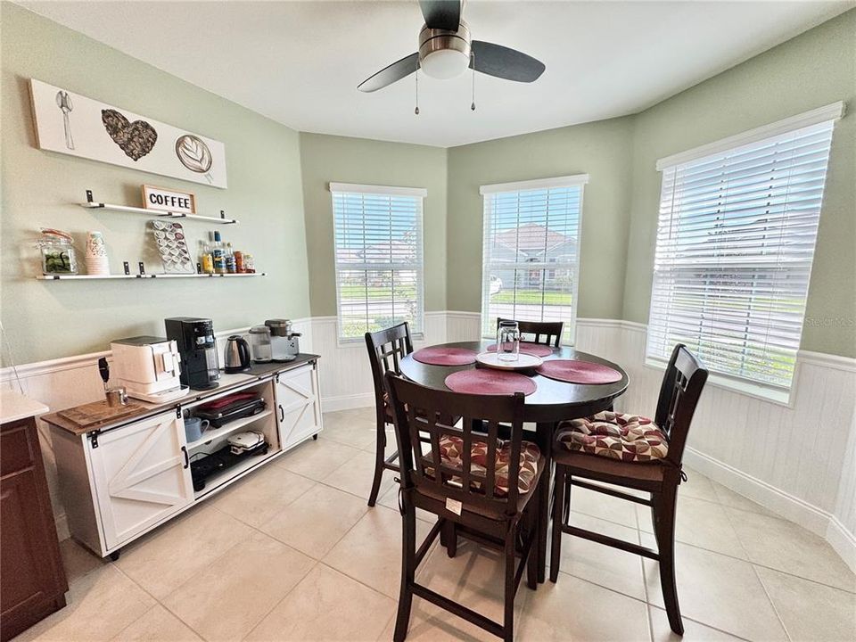 For Sale: $324,900 (3 beds, 2 baths, 1750 Square Feet)