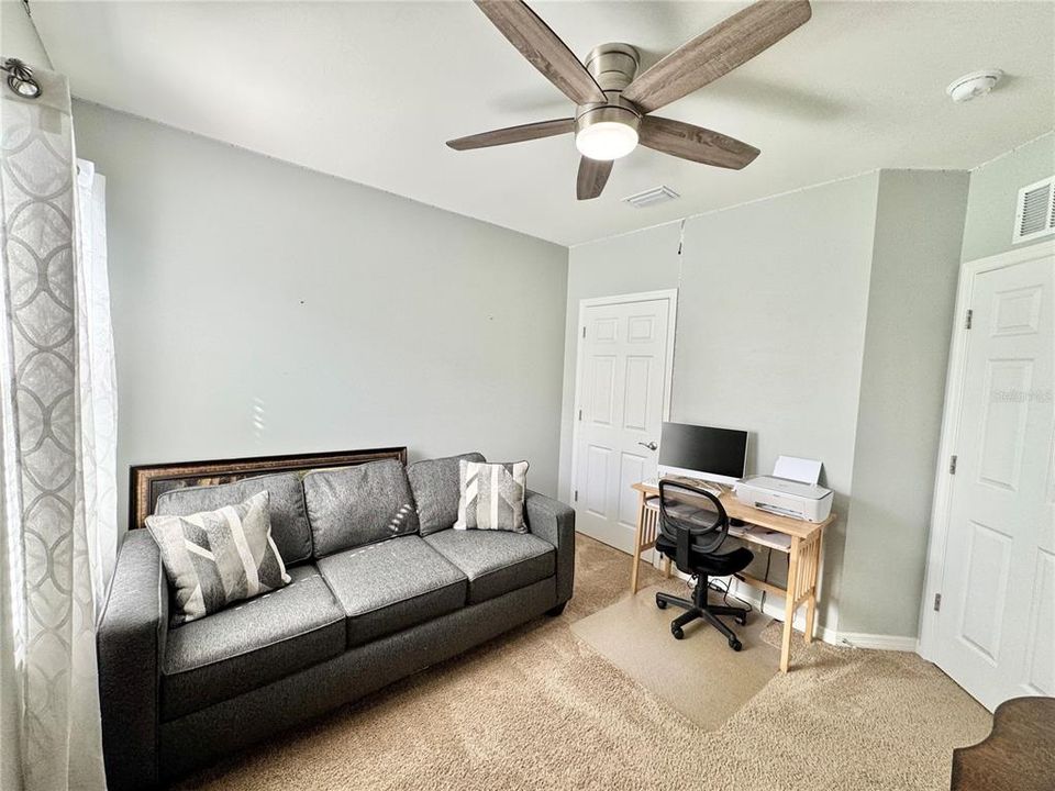 For Sale: $324,900 (3 beds, 2 baths, 1750 Square Feet)