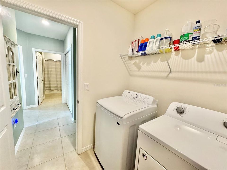 For Sale: $324,900 (3 beds, 2 baths, 1750 Square Feet)