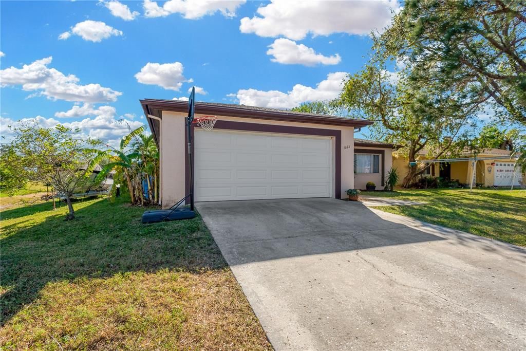 For Sale: $499,500 (3 beds, 2 baths, 1523 Square Feet)