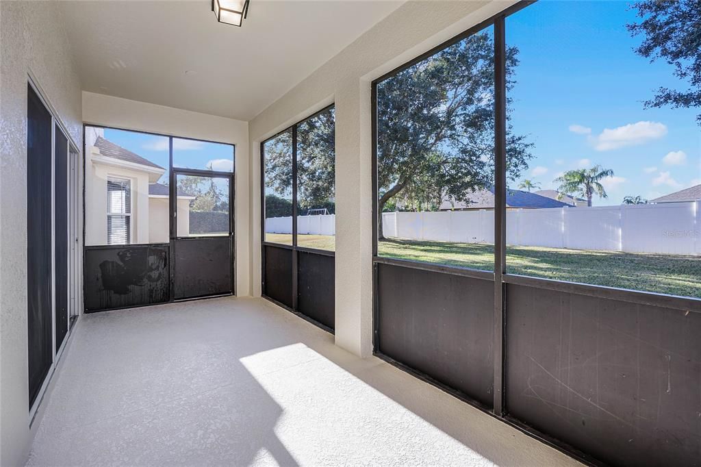 Screened-in Patio