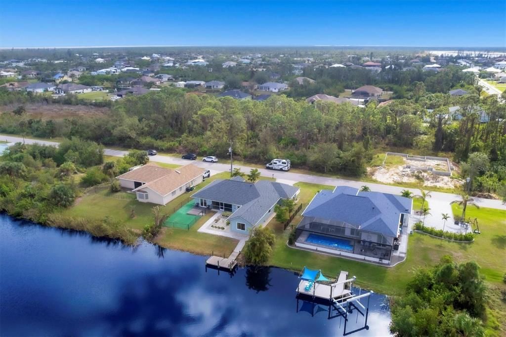 Canal with Access to Charlotte Harbor, Myakka River and Gulf of Mexico