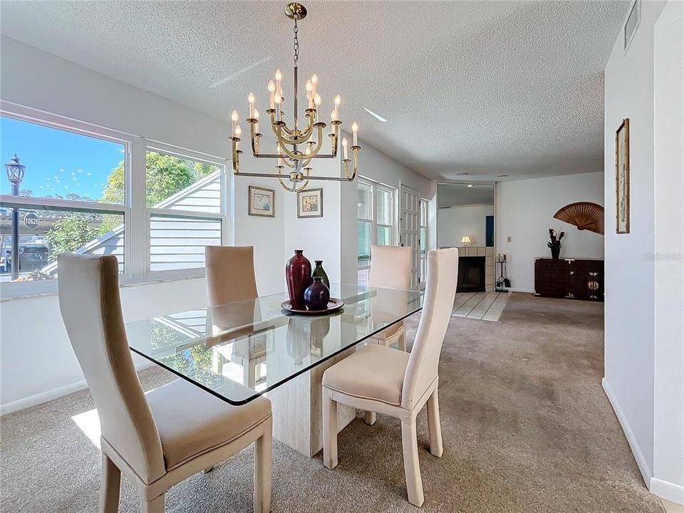 10626 Longwood Dr no 103, Dining area, view to living room