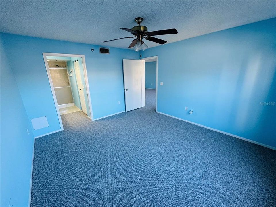 For Sale: $234,900 (2 beds, 2 baths, 1152 Square Feet)