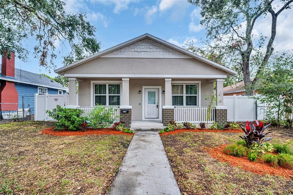 For Sale: $420,000 (3 beds, 2 baths, 1410 Square Feet)